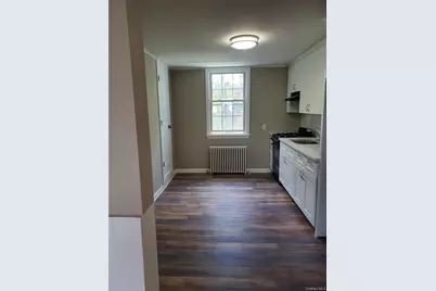 37 Maplewood Road #4, Huntington Station, NY 11746 - Photo 1