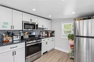 11 Park Ave, Babylon, NY 11702 - Photo 7