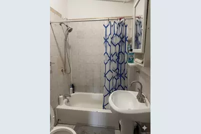 8735 165th Street, Jamaica, NY 11432 - Photo 5