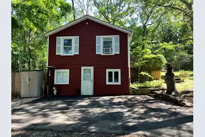 11 Primrose Path, Manorville, NY 11949 - Photo 3