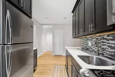 90 Bryant Avenue #2B- Dorset, White Plains, NY 10605 - Photo 9