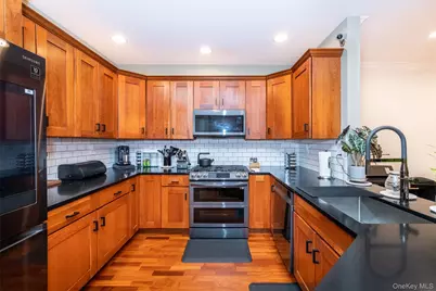 55 1st Street #108, Pelham, NY 10803 - Photo 11