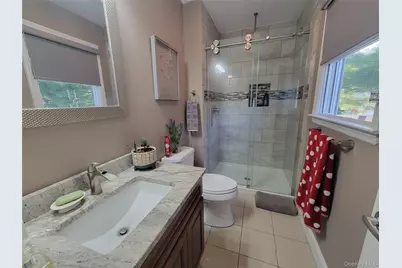 152 Norfeld Boulevard, Elmont, NY 11003 - Photo 7