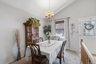 33 Wilshire Drive, North Babylon, NY 11703 - Photo 13