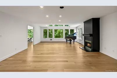 21 Ardsley Drive, New City, NY 10956 - Photo 19