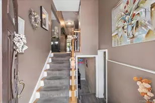 36 Shelburne Rd, Yonkers, NY 10710 - Photo 3
