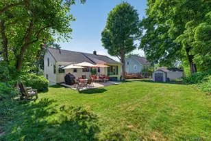 11 Oakridge Rd, White Plains, NY 10607 - Photo 33