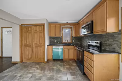 31 Paradise Hill, Highland Mills, NY 10930 - Photo 13