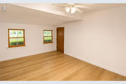 133 Royal Avenue, Flanders, NY 11901 - Photo 9