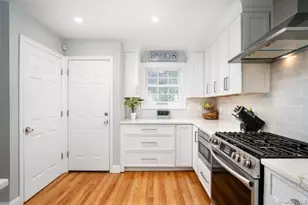 22 Babylon Dr, Sound Beach, NY 11789 - Photo 5