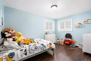 22 Babylon Dr, Sound Beach, NY 11789 - Photo 11