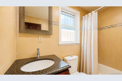 143-18 84th Avenue, Briarwood, NY 11435 - Photo 9