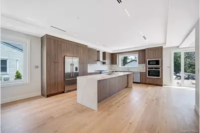 748 Carman Avenue, Westbury, NY 11590 - Photo 5