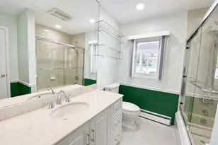 377 Old Courthouse Rd, Manhasset Hills, NY 11040 - Photo 29