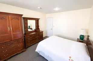 377 Old Courthouse Rd, Manhasset Hills, NY 11040 - Photo 23