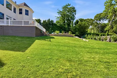 47 Grassland Circle, Mount Sinai, NY 11766 - Photo 41