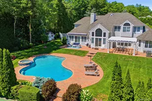 19 Cedarfield Ln, Westhampton, NY 11977 - Photo 31
