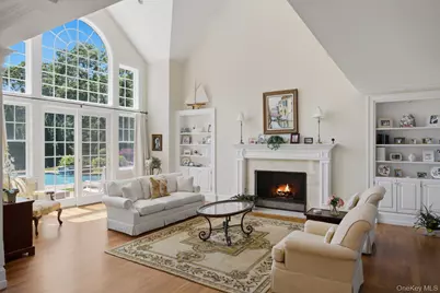 19 Cedarfield Lane, Westhampton, NY 11977 - Photo 9