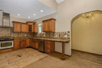 216 Woodbury Road, Woodbury, NY 11797 - Photo 21