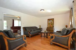 9 Woodbine St, Coram, NY 11727 - Photo 11