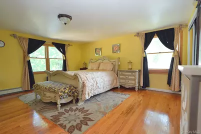 9 Woodbine Street, Coram, NY 11727 - Photo 13