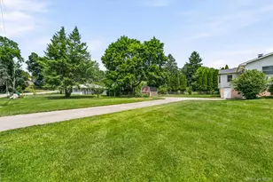 45 Patricia Ave, Fishkill, NY 12524 - Photo 19