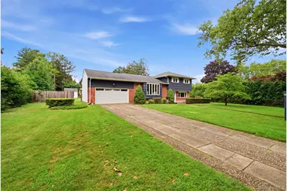 36 Cherrywood Drive, East Northport, NY 11731 - Photo 25