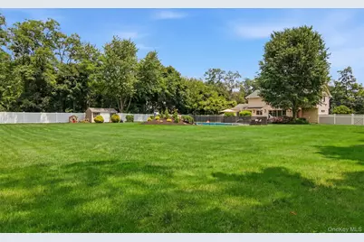 84 Meadow Glen Road, Northport, NY 11768 - Photo 37