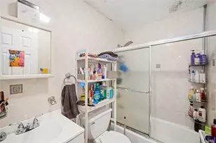 46-15 30th Rd, Astoria, NY 11103 - Photo 15