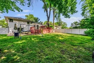 239 Hungry Harbor Rd, Woodmere, NY 11581 - Photo 27