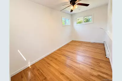 52 Hoffman Lane, Central Islip, NY 11722 - Photo 17
