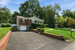 1660 Central St, Yorktown Heights, NY 10598 - Photo 27