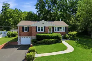 1660 Central St, Yorktown Heights, NY 10598 - Photo 25