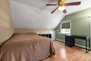 7 Chickadee Ln, Levittown, NY 11756 - Photo 15