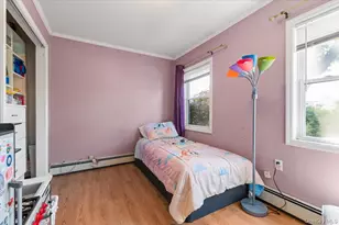 7 Chickadee Ln, Levittown, NY 11756 - Photo 13