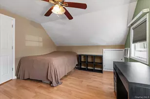 7 Chickadee Ln, Levittown, NY 11756 - Photo 17