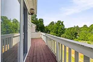 407 Crystal Hill Ln, Poughkeepsie, NY 12603 - Photo 13