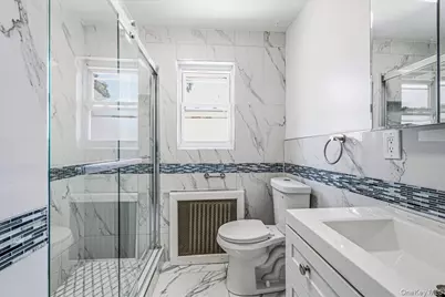 15 Astor Place, Valley Stream, NY 11581 - Photo 29