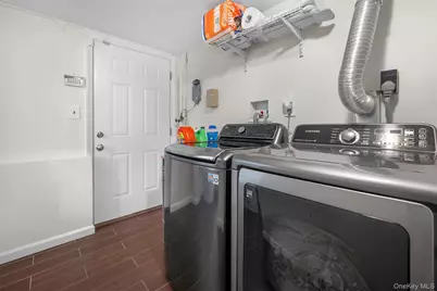 40 Martha Street, Freeport, NY 11520 - Photo 23