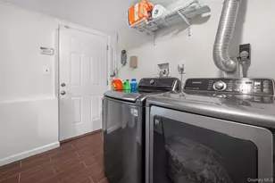 40 Martha St, Freeport, NY 11520 - Photo 23