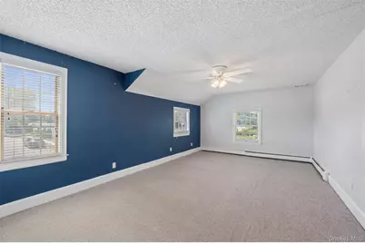 138 Hallock Street, Riverhead, NY 11901 - Photo 19
