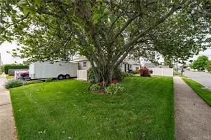 19 Buchanan Ave, Amityville, NY 11701 - Photo 5