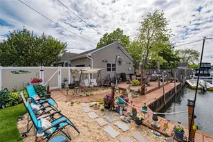 19 Buchanan Ave, Amityville, NY 11701 - Photo 31