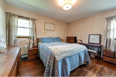 19 Buchanan Avenue, Amityville, NY 11701 - Photo 19