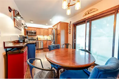 19 Buchanan Avenue, Amityville, NY 11701 - Photo 13