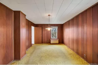 31 West Avenue, West Sayville, NY 11796 - Photo 7