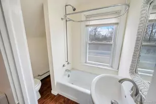 31 West Ave, West Sayville, NY 11796 - Photo 11