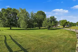 318 Cornwall Hill Rd, Patterson, NY 12563 - Photo 37