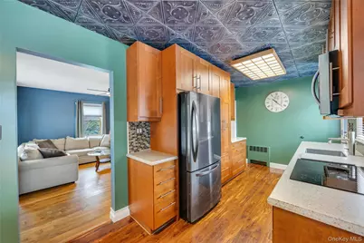 2518 Harvey Avenue, Oceanside, NY 11572 - Photo 19