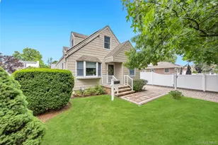 2518 Harvey Ave, Oceanside, NY 11572 - Photo 3